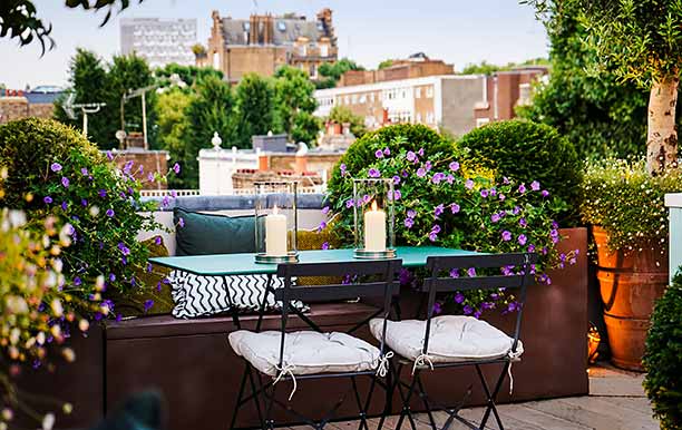 Holland Park Roof Terrace by Maitanne Hunt