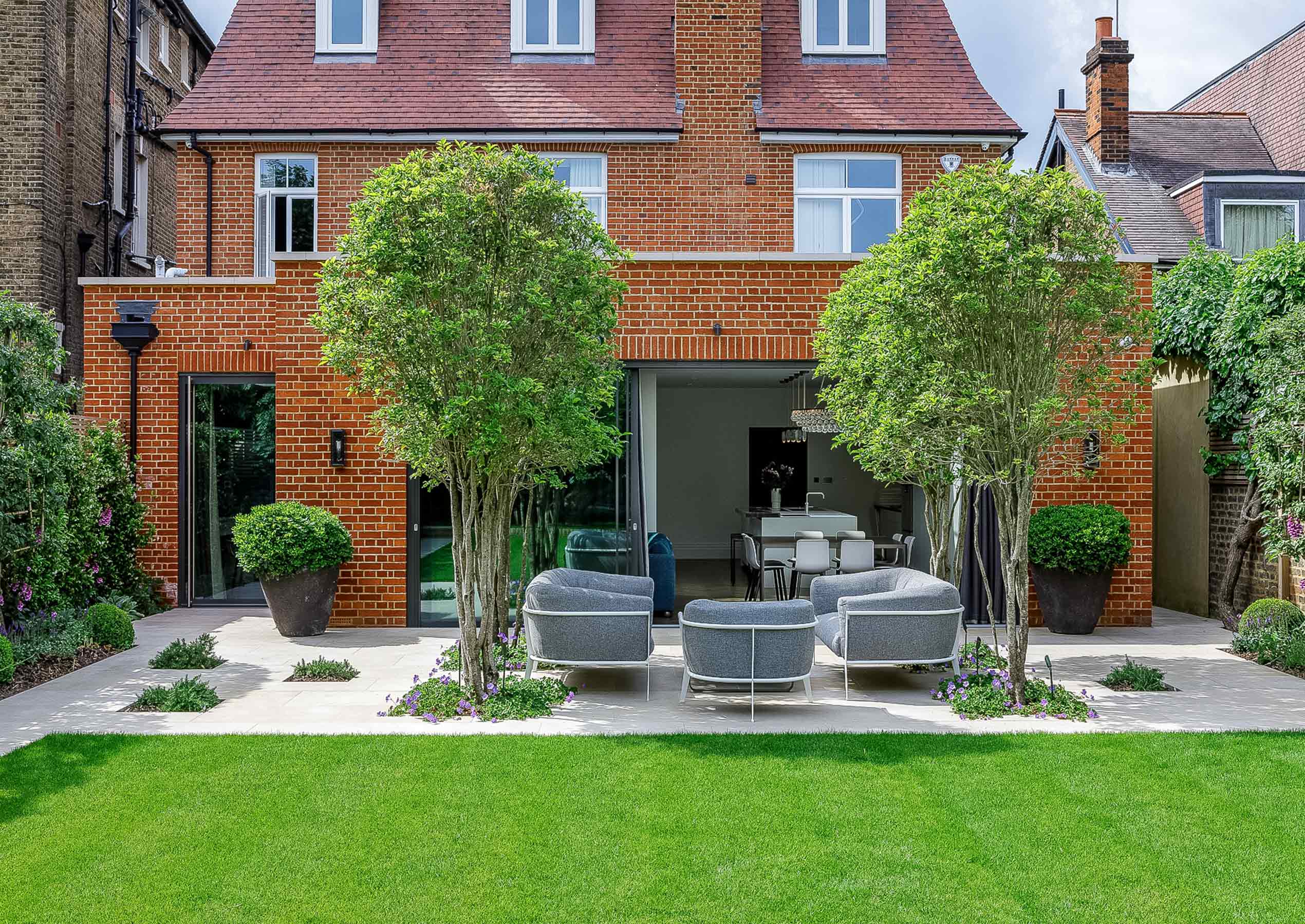 Kew Family Garden by Maitanne Hunt