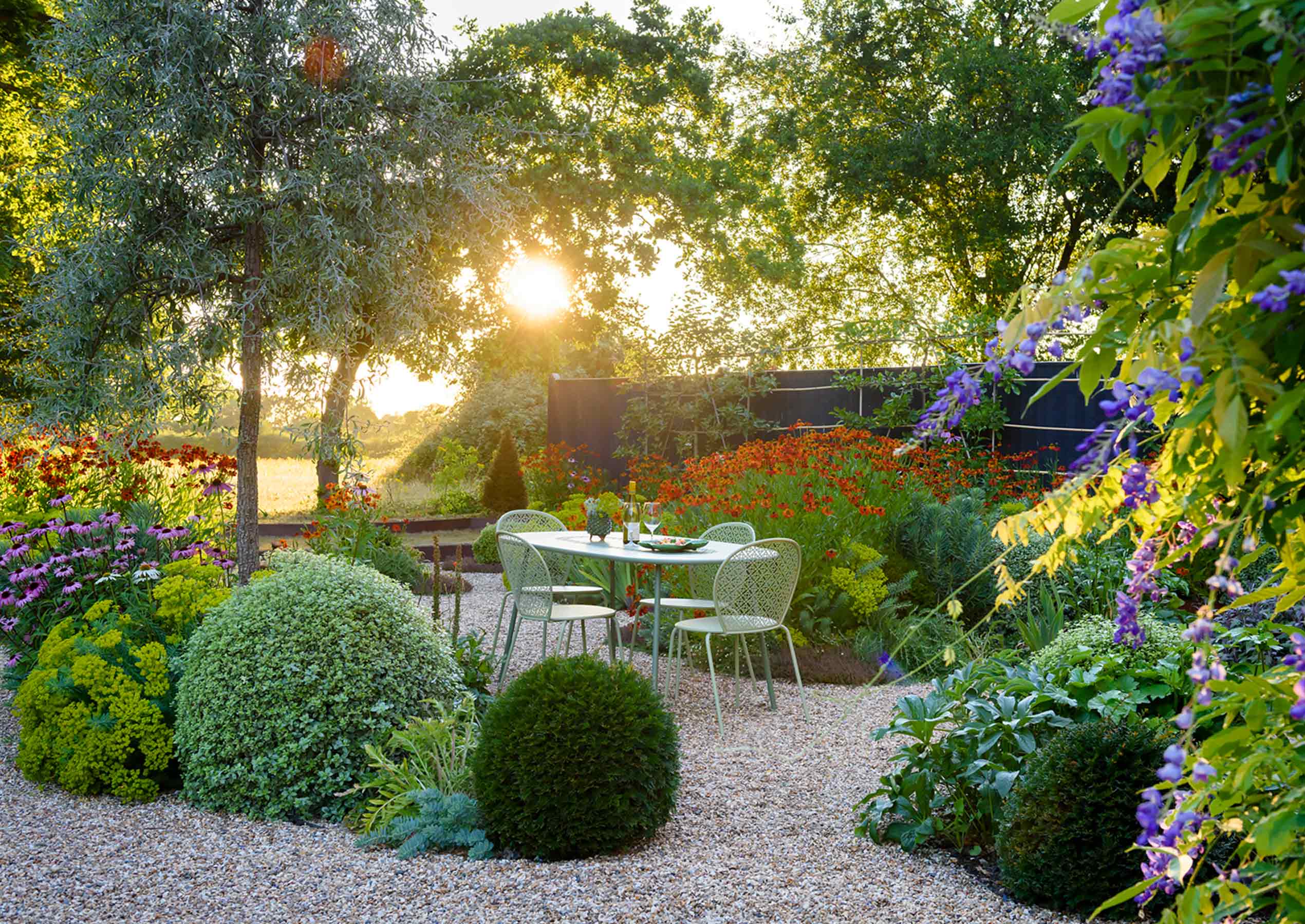 Weston Green Garden by Maitanne Hunt