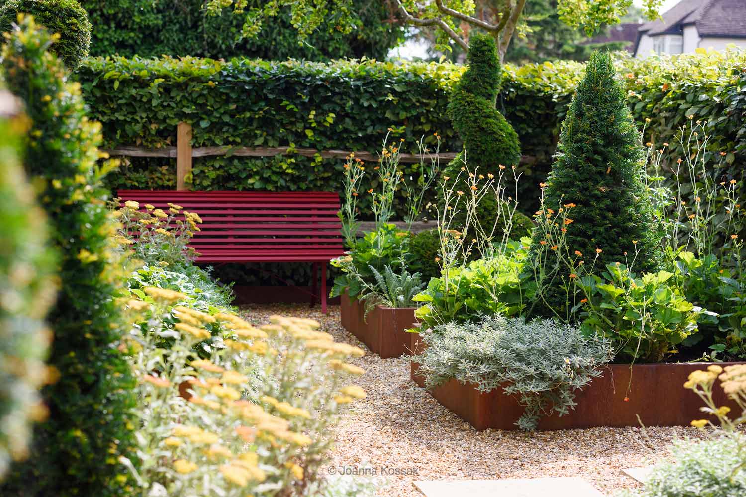 Weston Green Gravel Garden designed by Maïtanne Hunt